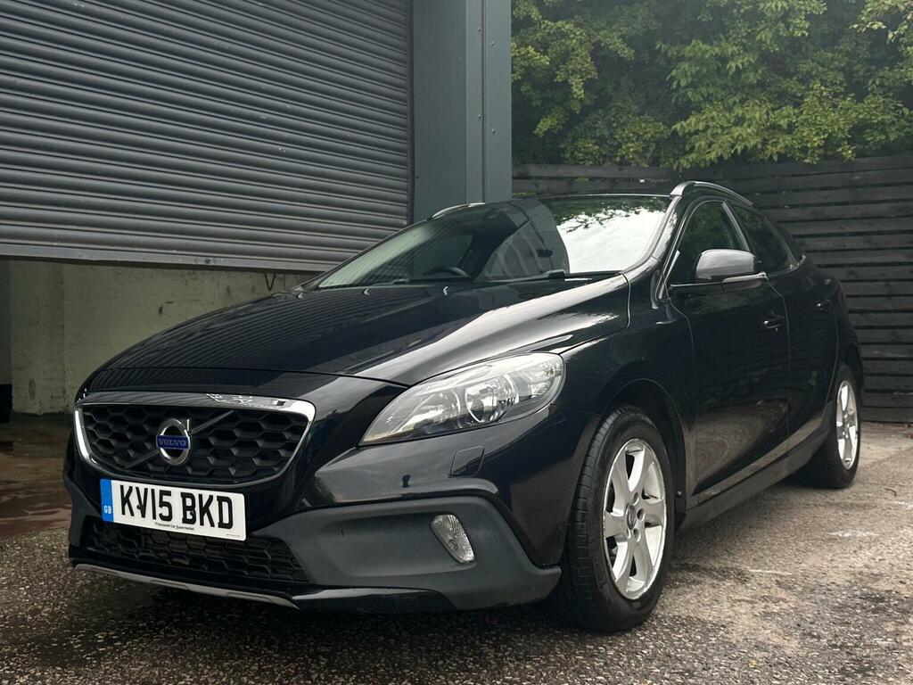 Volvo V40 Cross Country Hatchback Red #17
