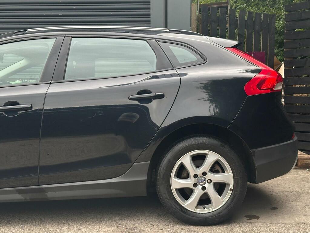 Volvo V40 Cross Country Hatchback Red #14