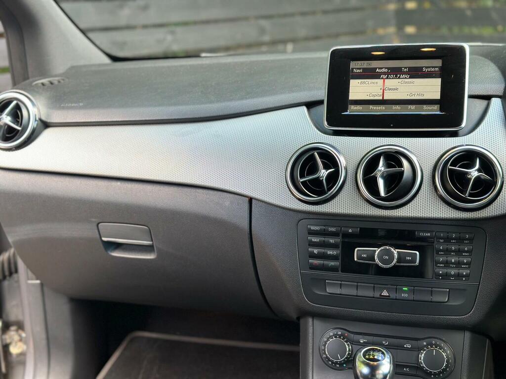 Mercedes-Benz B Class 1.6 B180 Sport 7G-dct Euro 6 Ss Black #27
