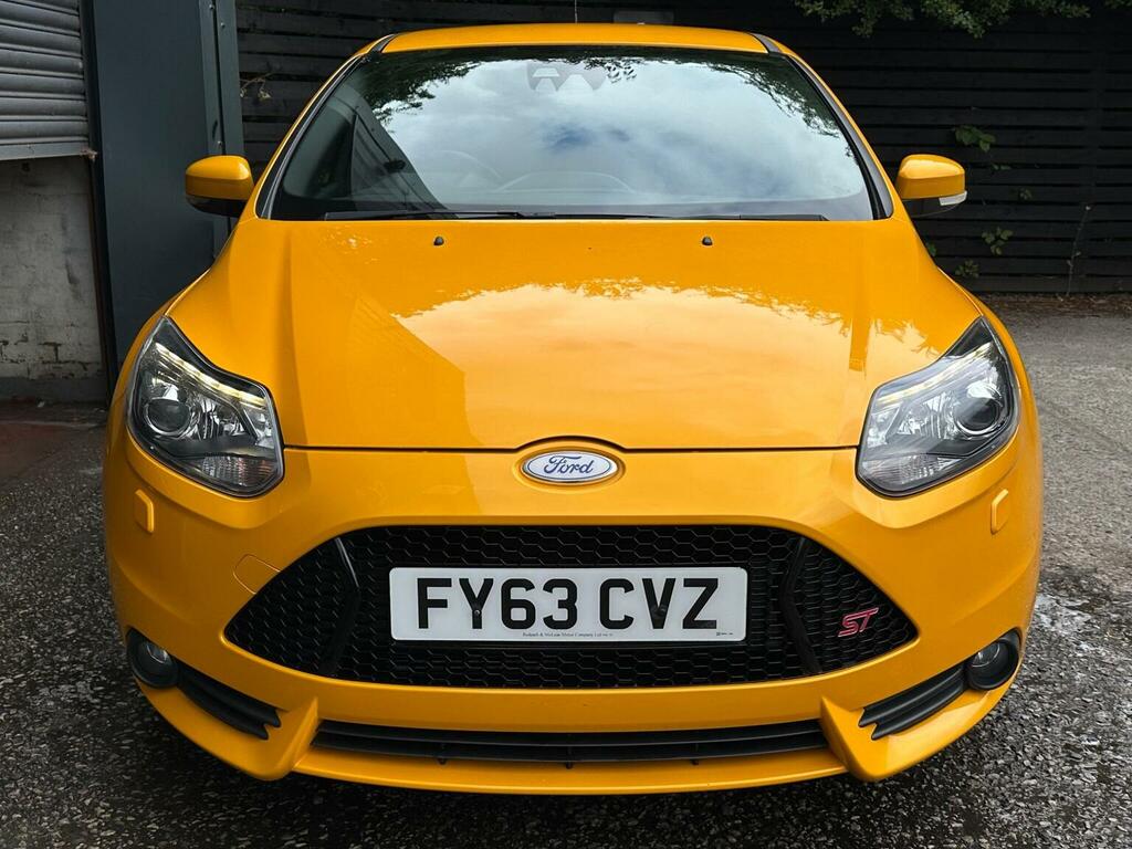 Ford Focus 2.0T Ecoboost St-3 Euro 5 Ss Yellow #2