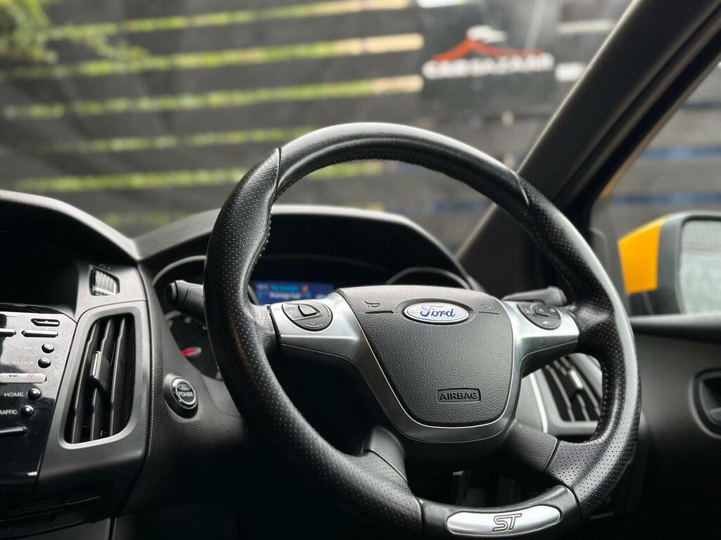 Ford Focus 1.6 Tdci 115 Zetec 20 Road Tax - Rs Spoile Silver #32