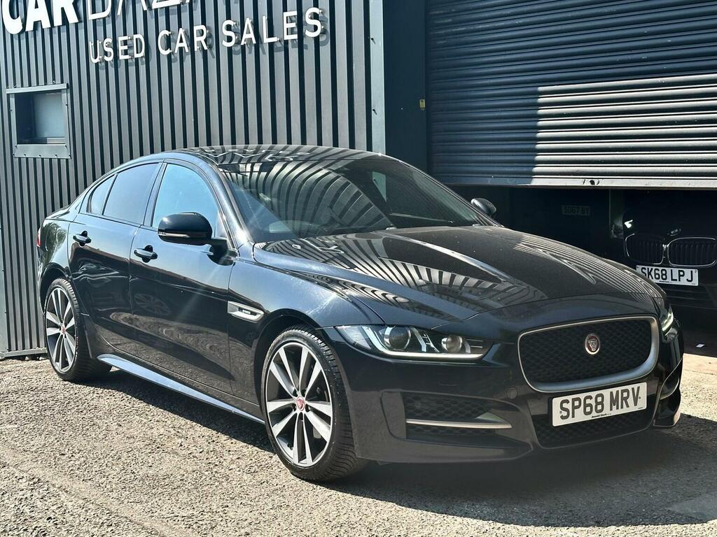 Jaguar XE  Black #33