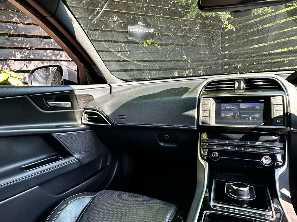 Jaguar XE  Black #17