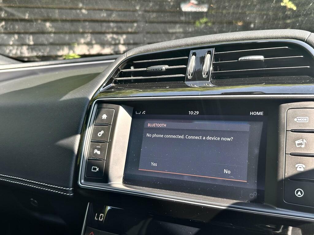 Jaguar XE  Black #20