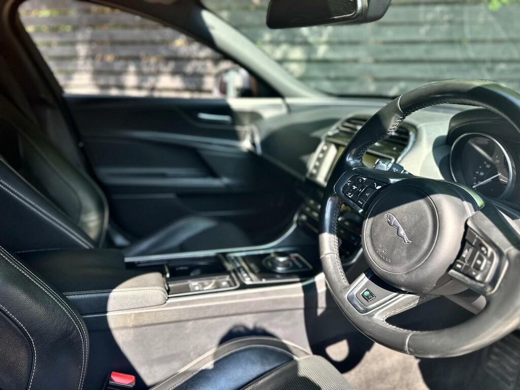 Jaguar XE  Black #9