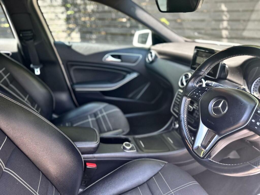 Mercedes-Benz A Class Hatchback 1.6 White #18