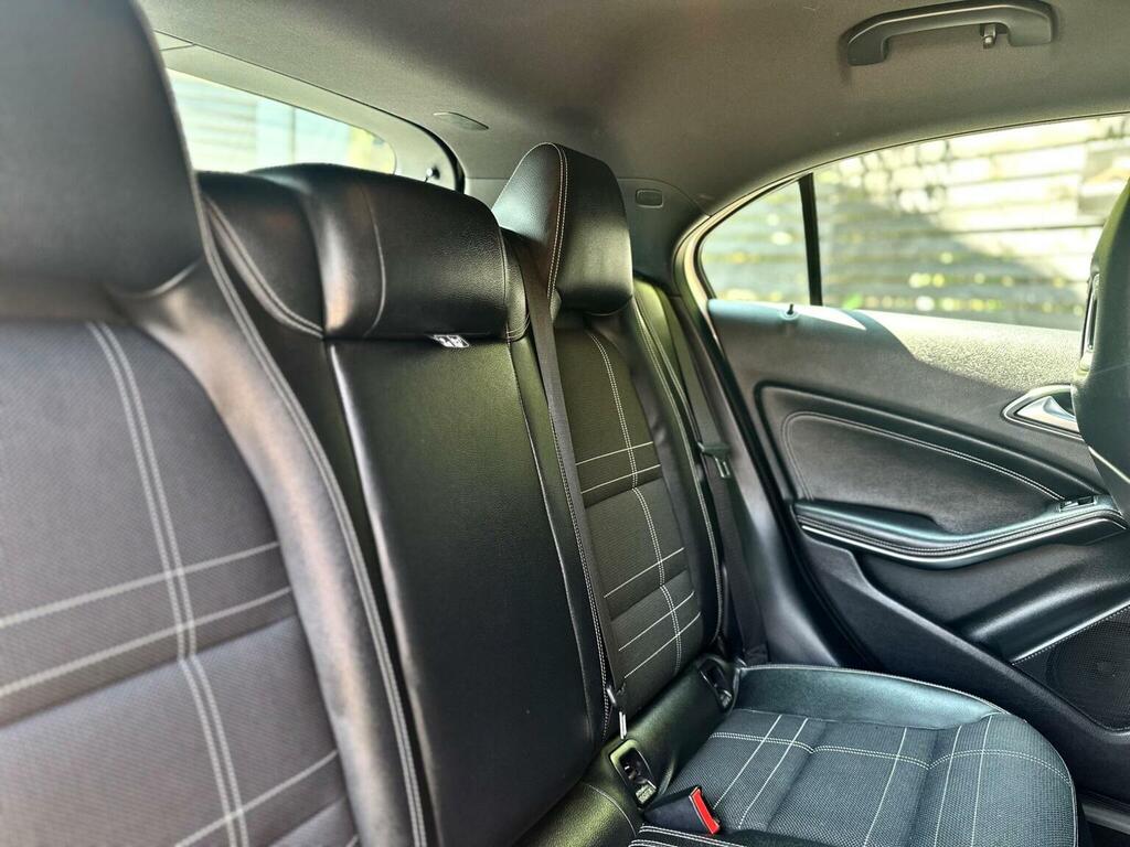 Mercedes-Benz A Class Hatchback 1.6 White #8