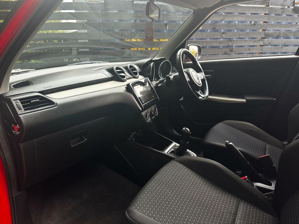 Suzuki Swift 1.2 Dualjet Attitude Euro 6 Ss Black #33