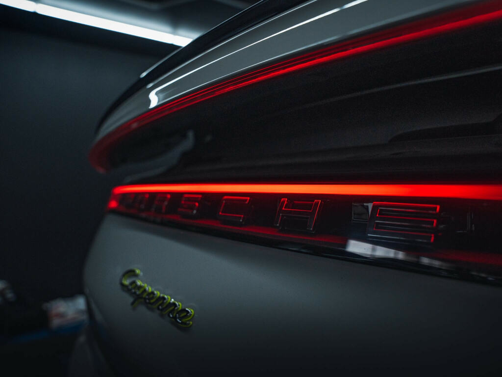 Porsche Cayenne E-hybrid Platinum Edition Tiptronic S Blue #54