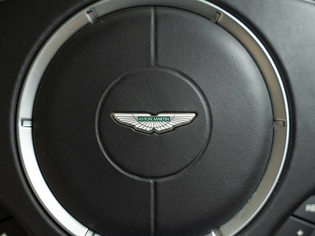 Aston Martin DB9 6.0 V12 T-tronicii Black #55