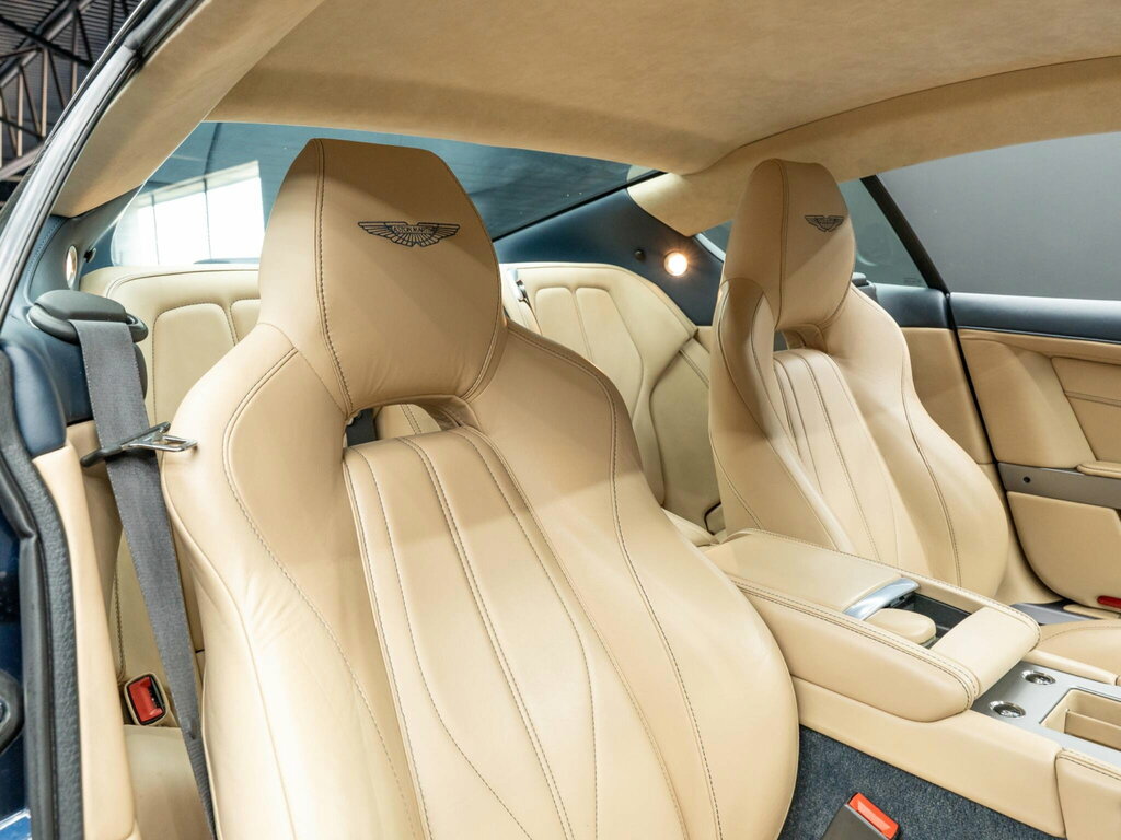 Aston Martin DB9 6.0 V12 T-tronicii Black #12