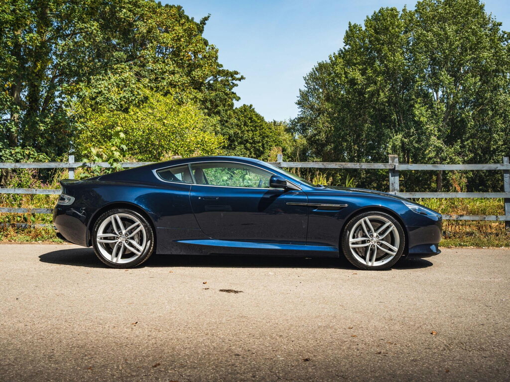 Aston Martin DB9 6.0 V12 T-tronicii Black #8