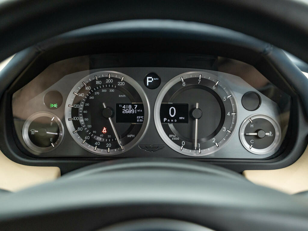 Aston Martin DB9 6.0 V12 T-tronicii Black #36