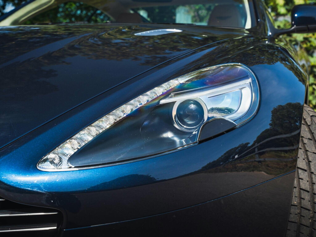 Aston Martin DB9 6.0 V12 T-tronicii Black #60