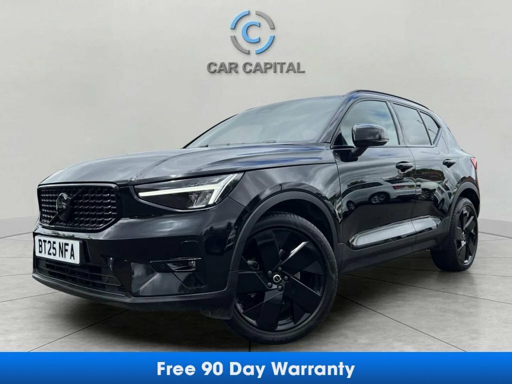 Volvo XC40 2L Plus Black Edition BT25NFA Black