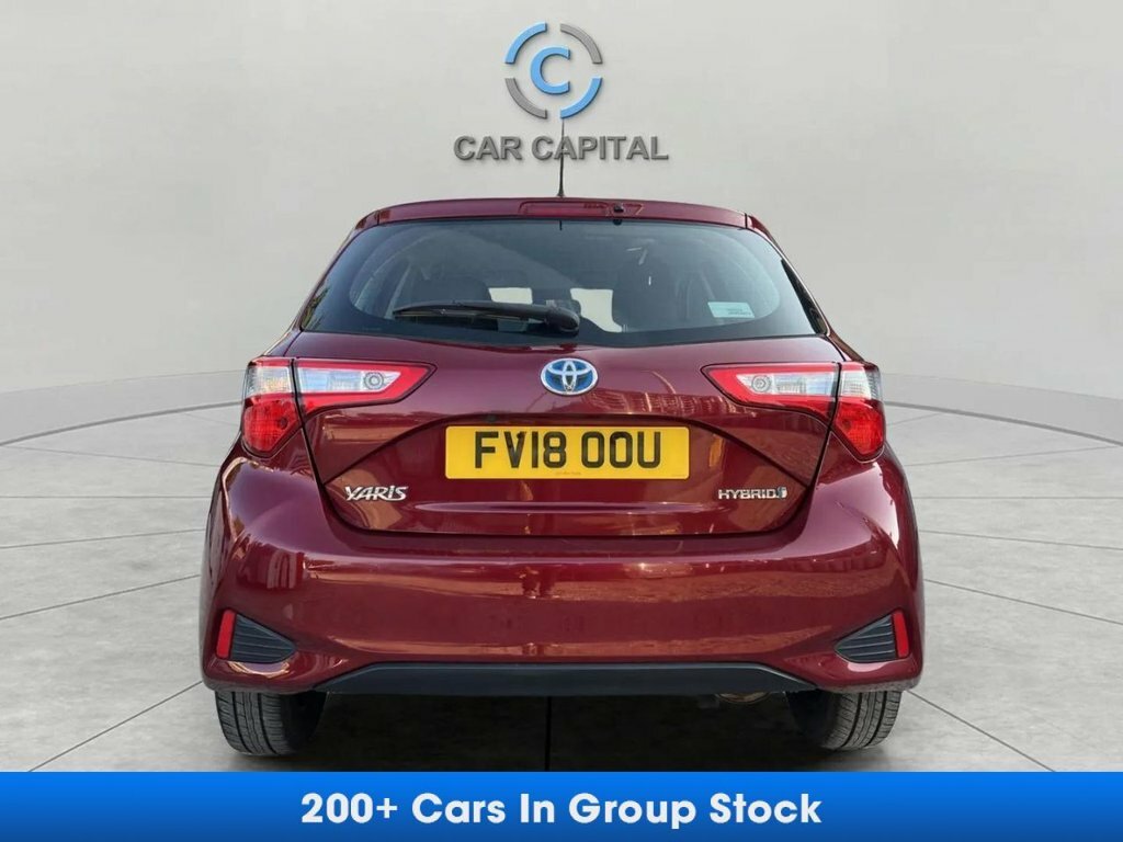Toyota Yaris 1.5L Icon Tech FV18OOU Red #6