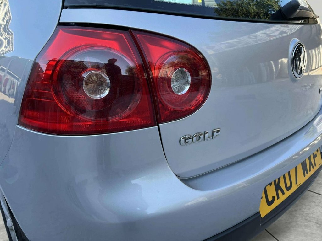 Volkswagen Golf S Red #14