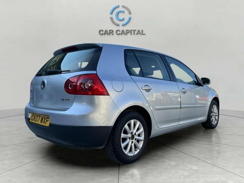 Volkswagen Golf 1.6L Match Silver #5