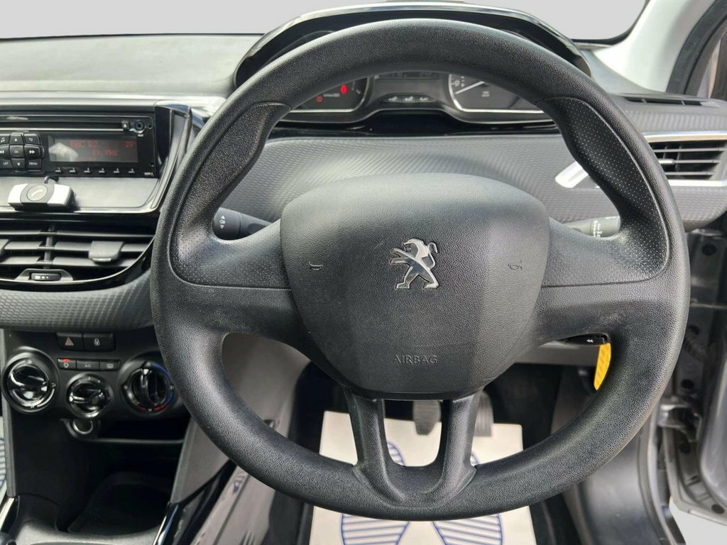 Peugeot 2008 Active Blue #28