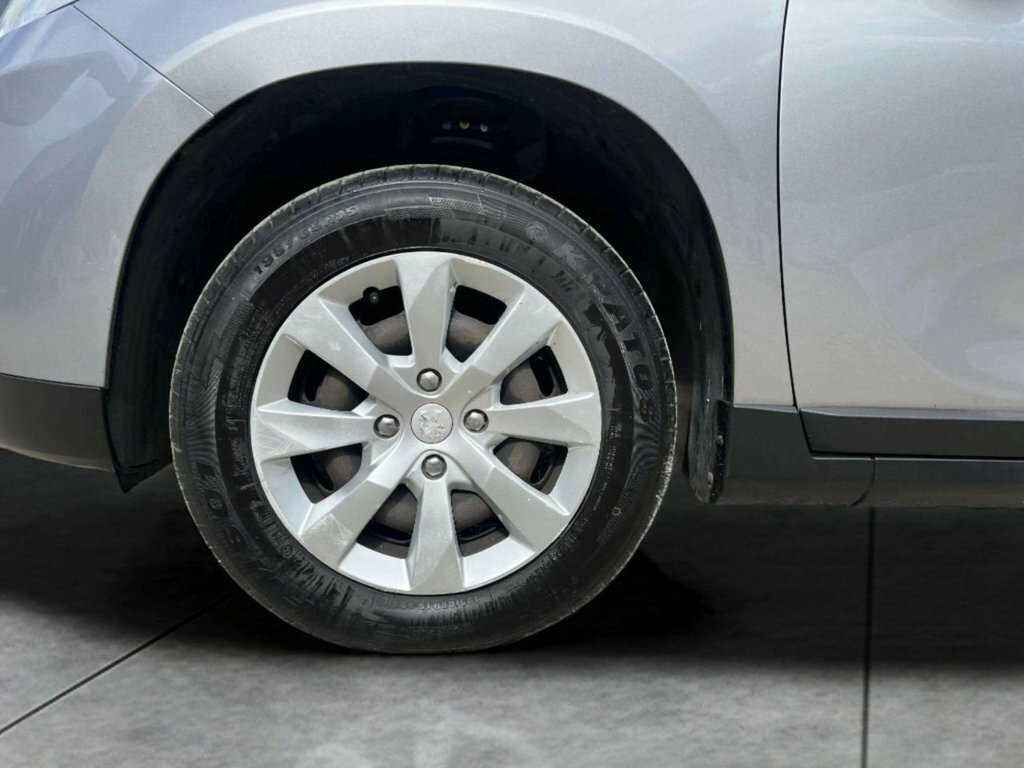 Peugeot 2008 Active Blue #12