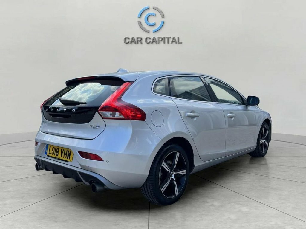 Volvo V40 1.5L R-design LO18VHW Silver #5