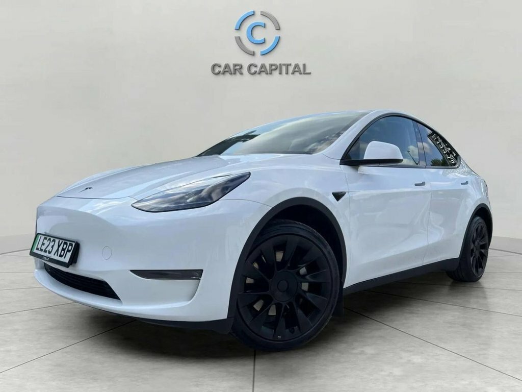 Tesla Model Y Suv White
