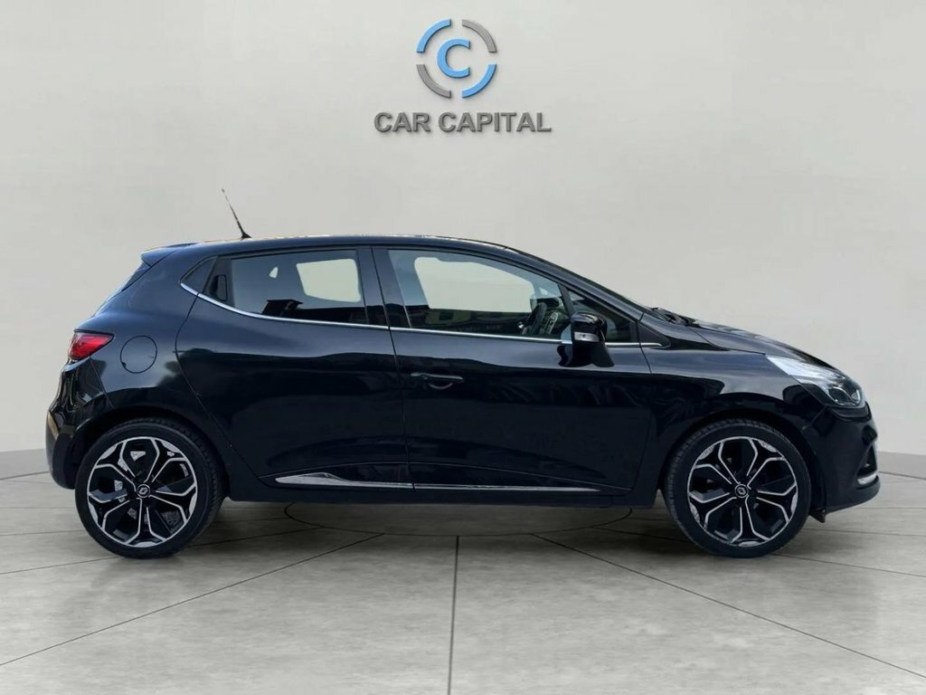 Renault Clio 0.9L Iconic Black #4