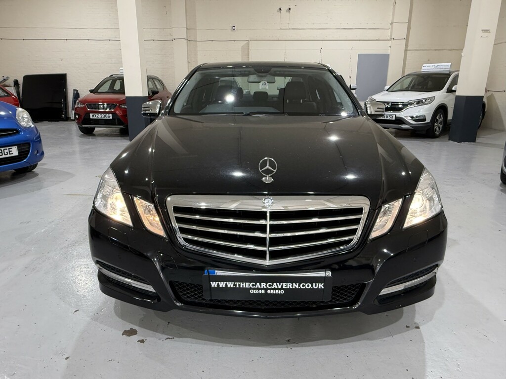 Mercedes-Benz E Class 2.1 E220 Cdi Blueefficiency Executive Se G-tronic Black #2