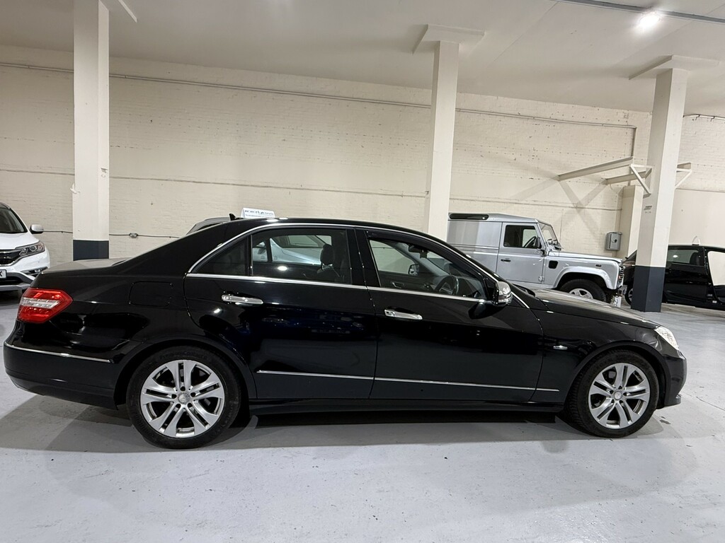 Mercedes-Benz E Class 2.1 E220 Cdi Blueefficiency Executive Se G-tronic Black #3