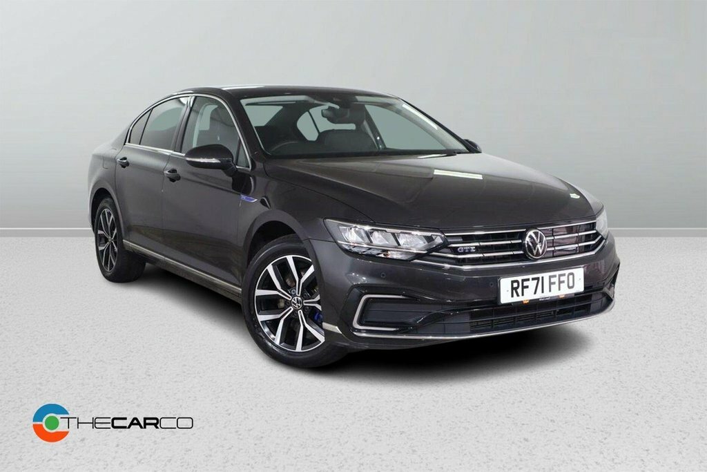 Volkswagen Passat 1.4L Gte RF71FFO Grey