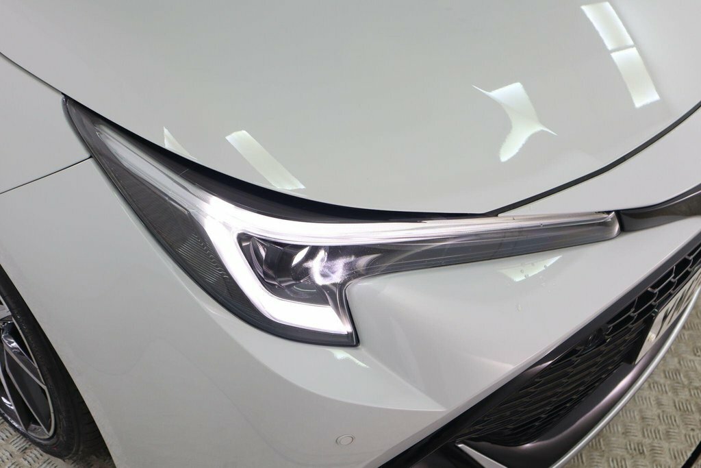 Toyota Corolla 1.8 Vvt-h Icon Cvt Euro 6 Ss White #46