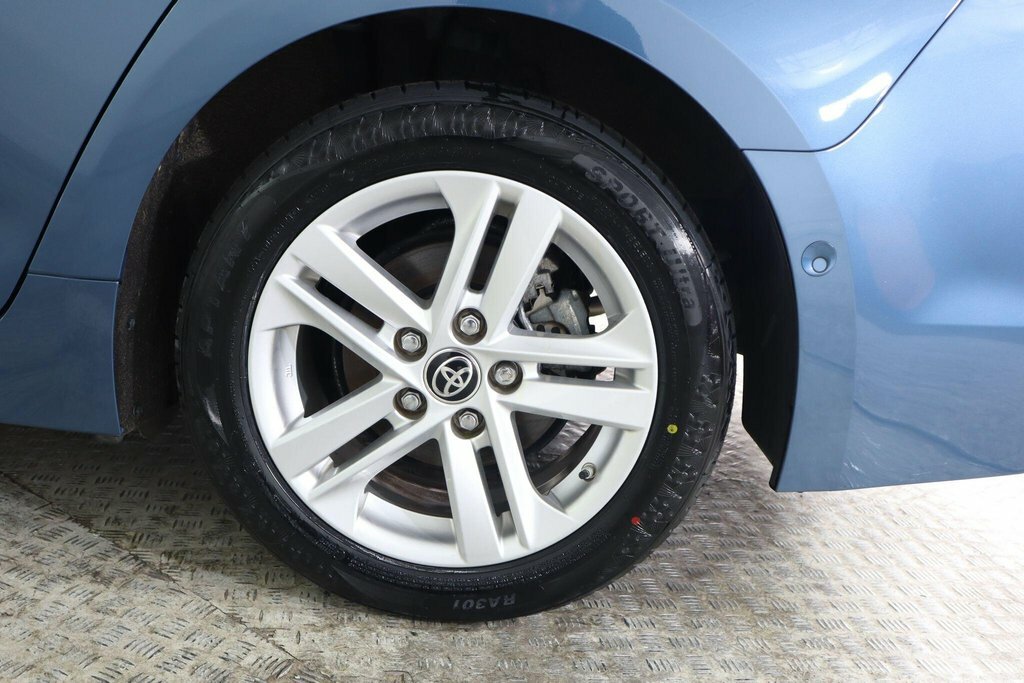Toyota Corolla 1.8 Vvt-i Hybrid Icon Cvt Black #22