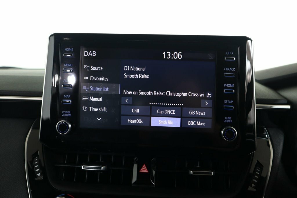 Toyota Corolla 1.8 Vvt-i Hybrid Icon Cvt Black #29