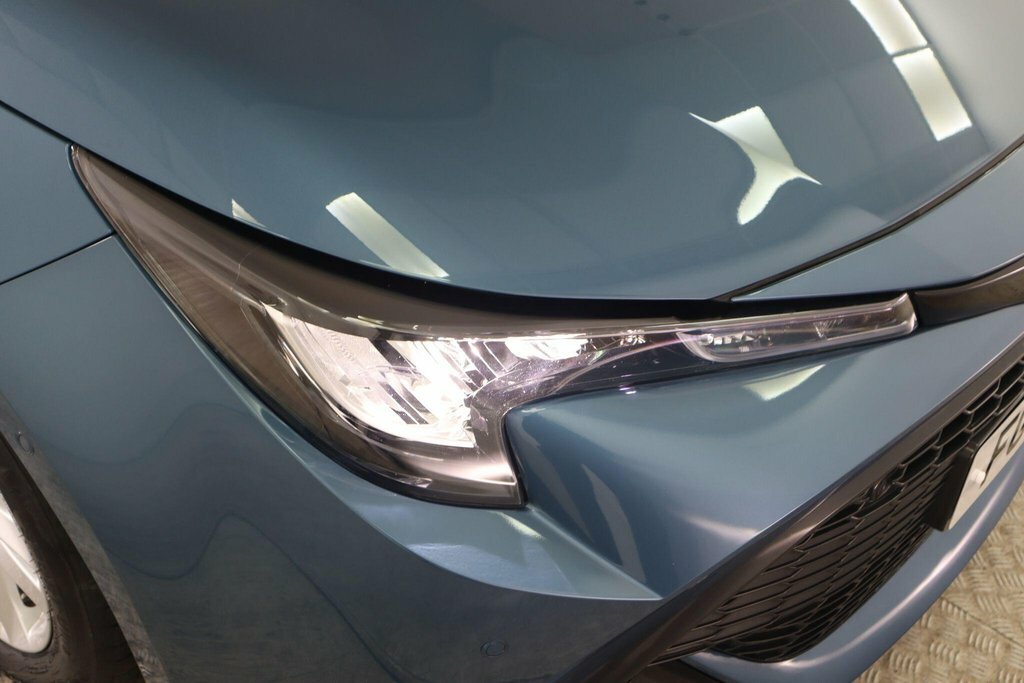 Toyota Corolla 1.8 Vvt-i Hybrid Icon Cvt Black #38