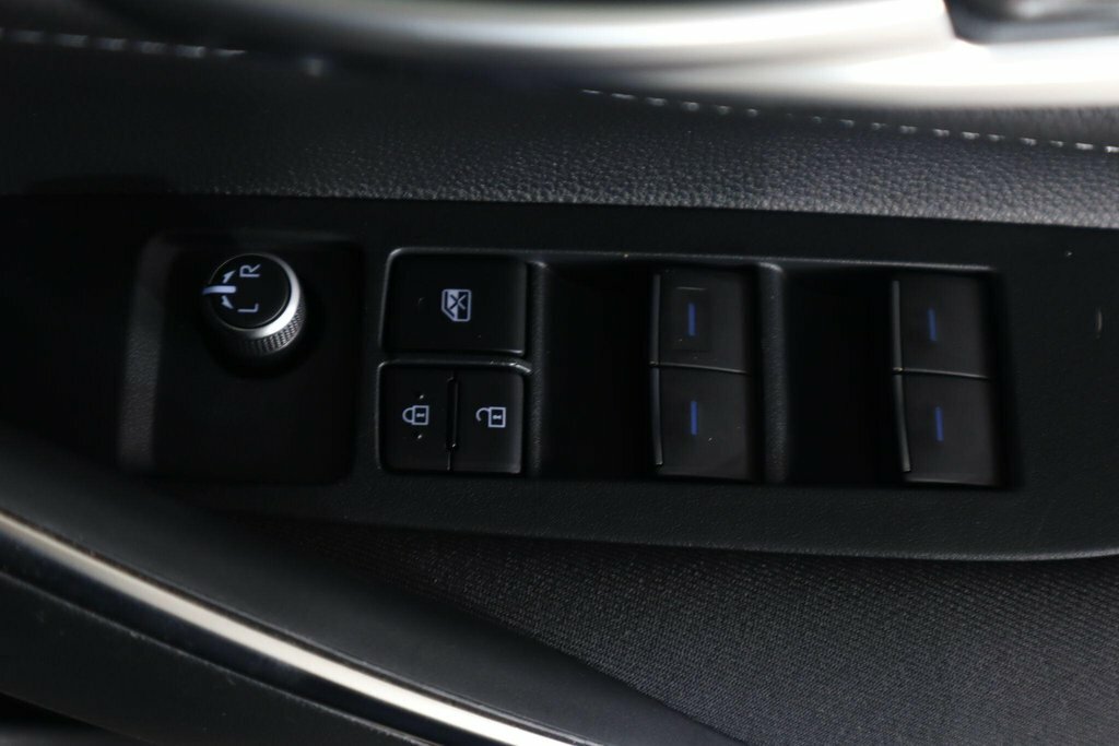 Toyota Corolla 1.8 Vvt-i Hybrid Icon Cvt Black #18
