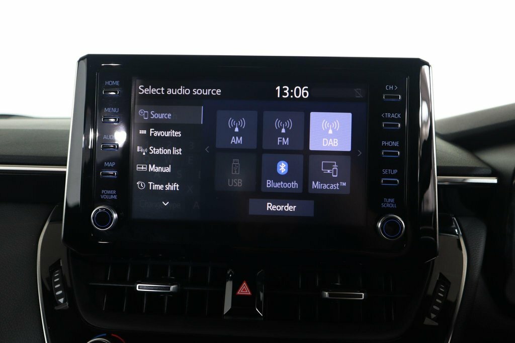 Toyota Corolla 1.8 Vvt-i Hybrid Icon Cvt Black #30