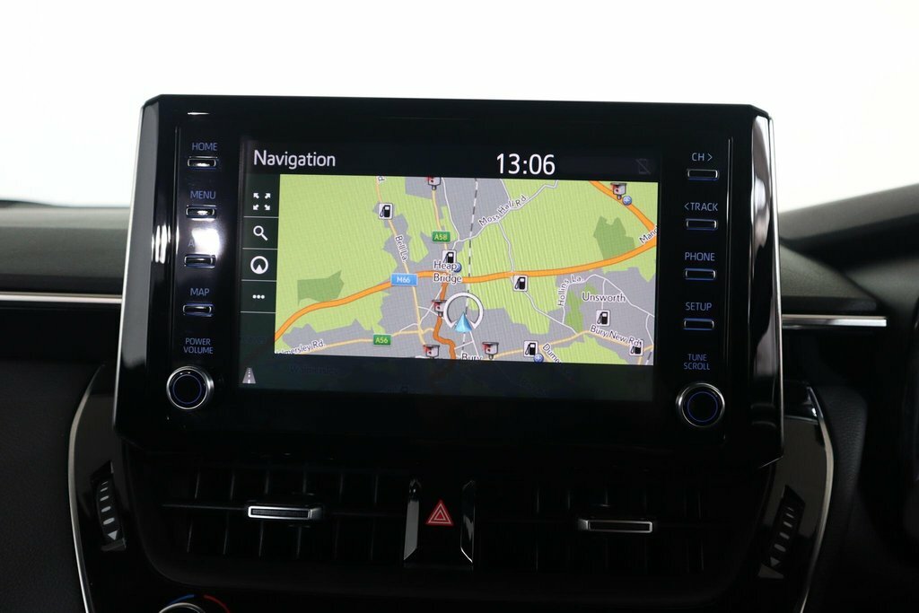 Toyota Corolla 1.8 Vvt-i Hybrid Icon Cvt Black #25