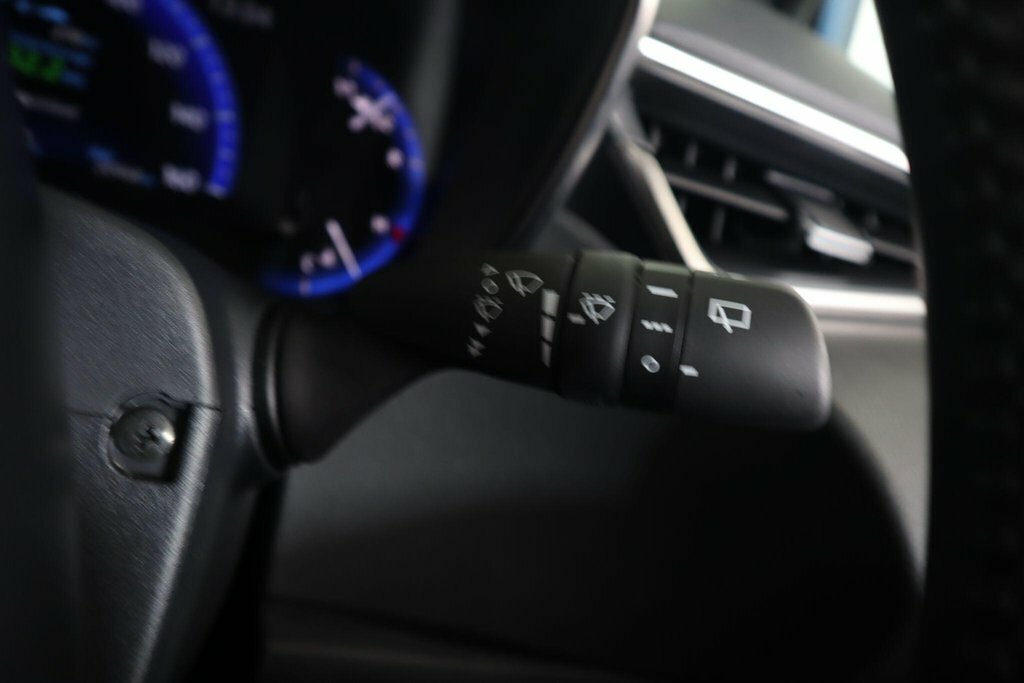 Toyota Corolla 1.8 Vvt-i Hybrid Icon Cvt Black #16
