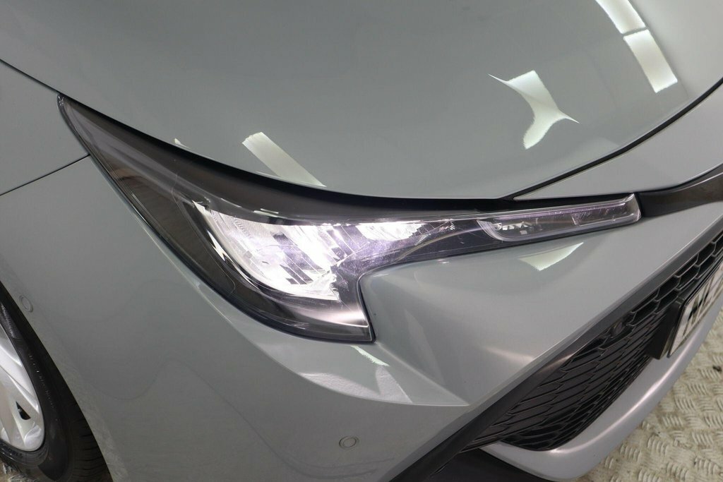 Toyota Corolla 1.8 Vvt-h Gpf Gr Sport Hatchback Hybrid Red #40