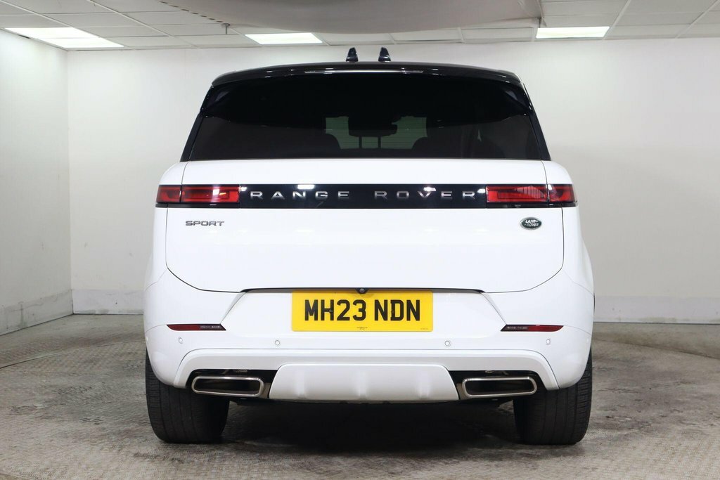 Land Rover Range Rover Sport 3L Dynamic Se White #6
