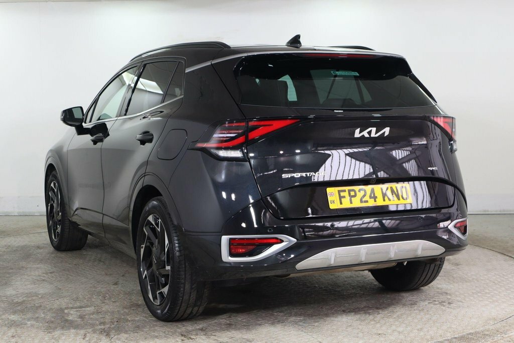 Kia Sportage 1.6L Gt-line Black #4