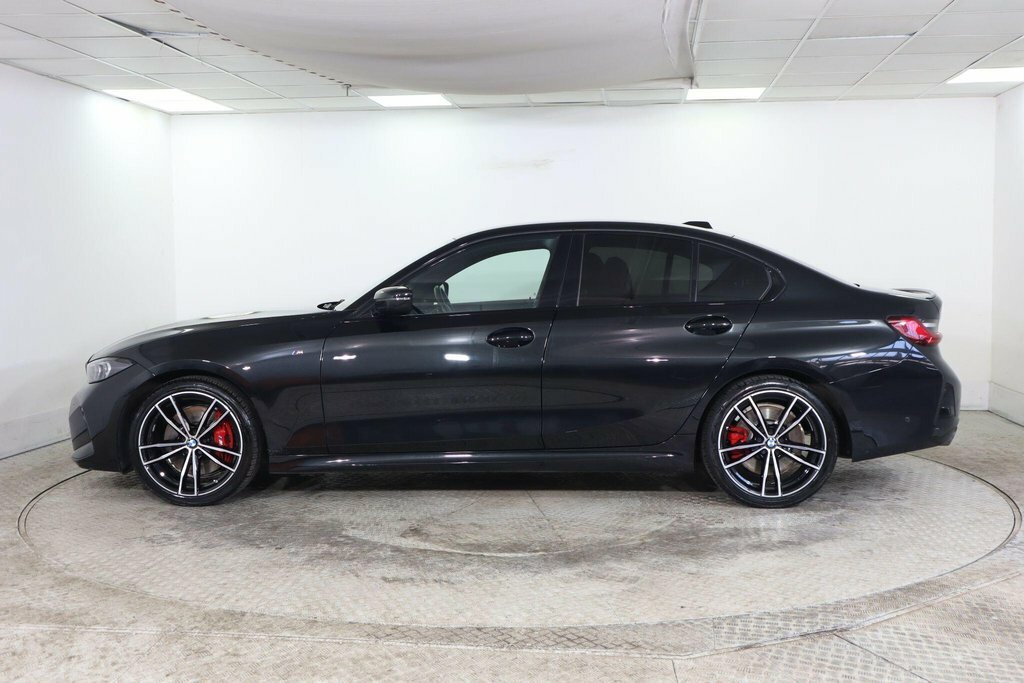 BMW 3 Series 2L M Sport Black #5
