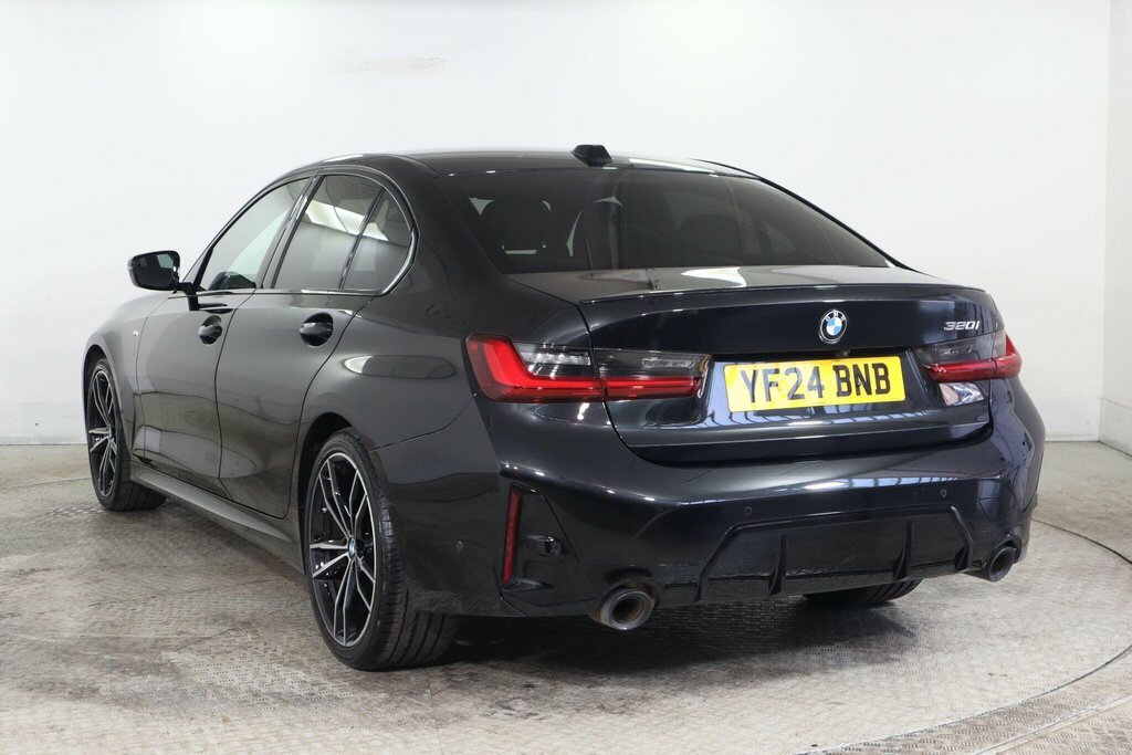 BMW 3 Series 2L M Sport Black #4