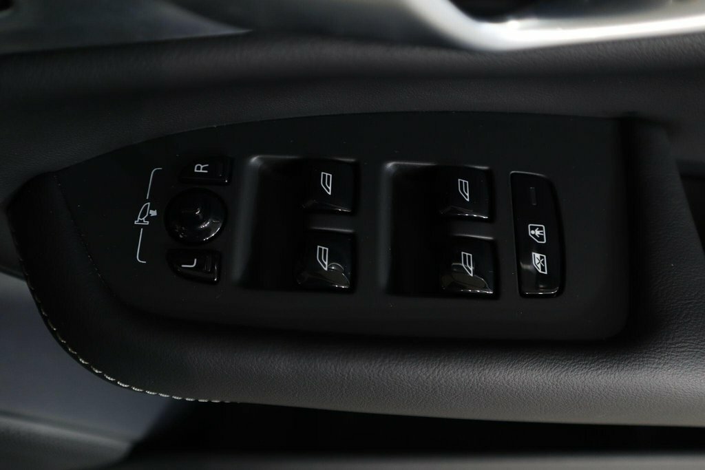 Volvo XC90 Plus, T8 Awd Plug-in Hybrid, Dark White #25