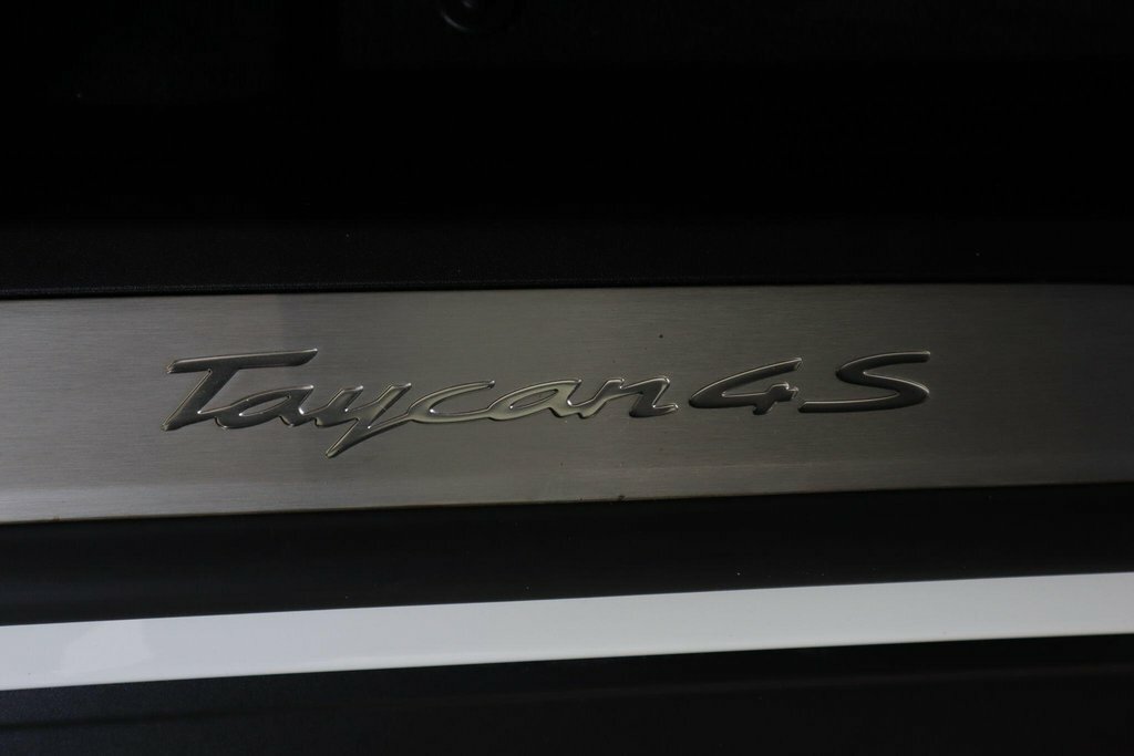 Porsche Taycan 0.0 Gts Sport Turismo 93Kwh 590 Bhp Red #65