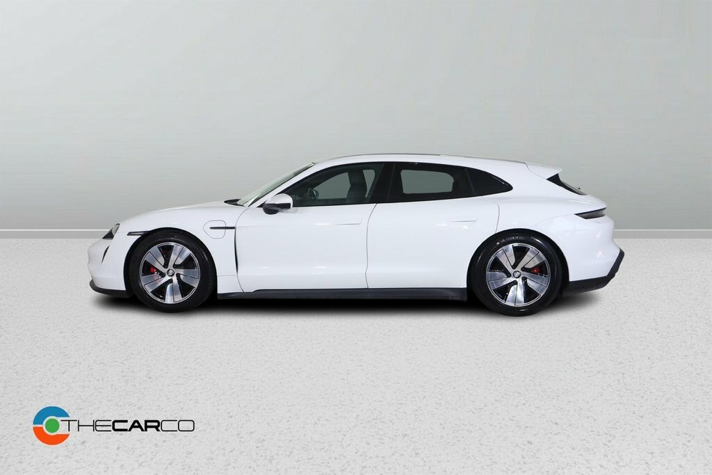 Porsche Taycan Estate White #6