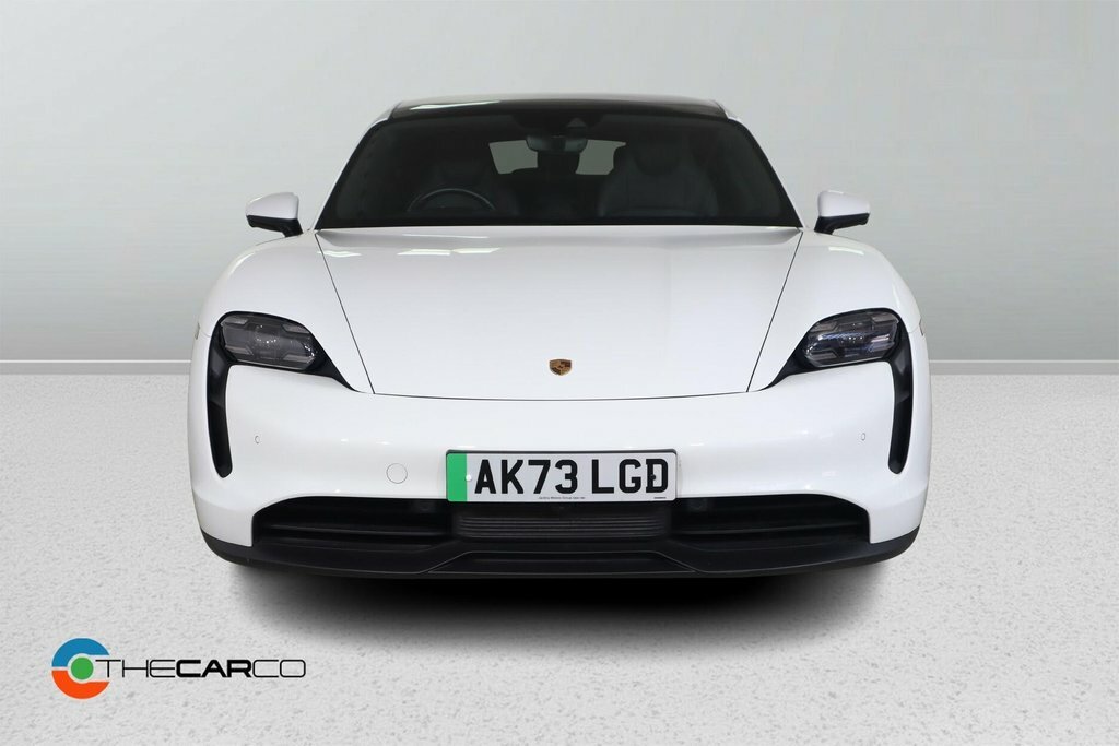 Porsche Taycan Estate White #3