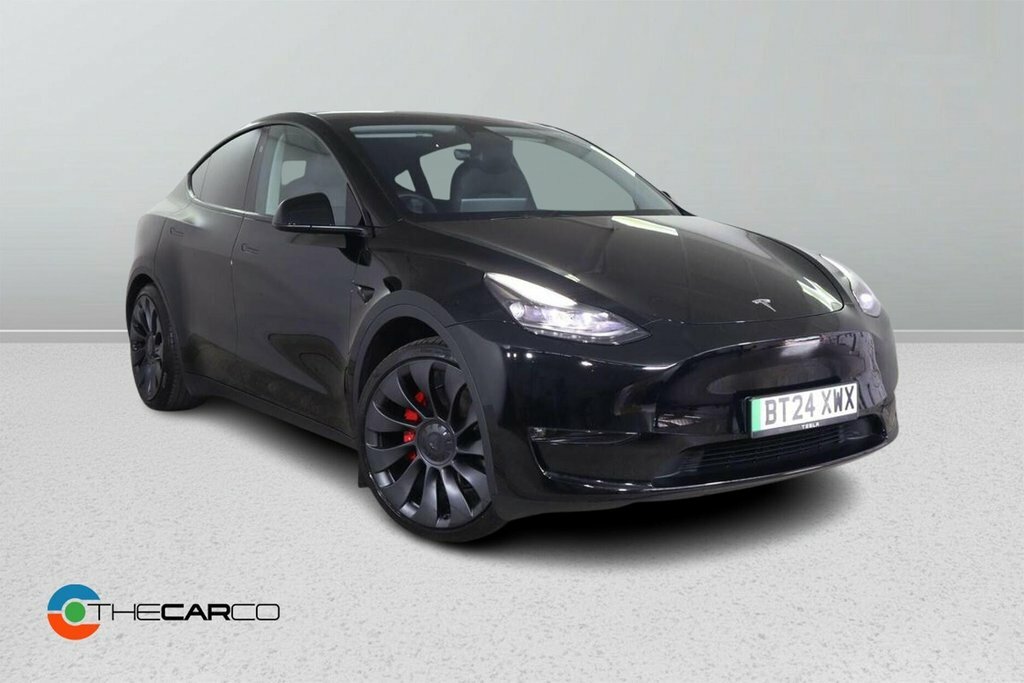 Tesla Model Y Suv BT24XWX Black