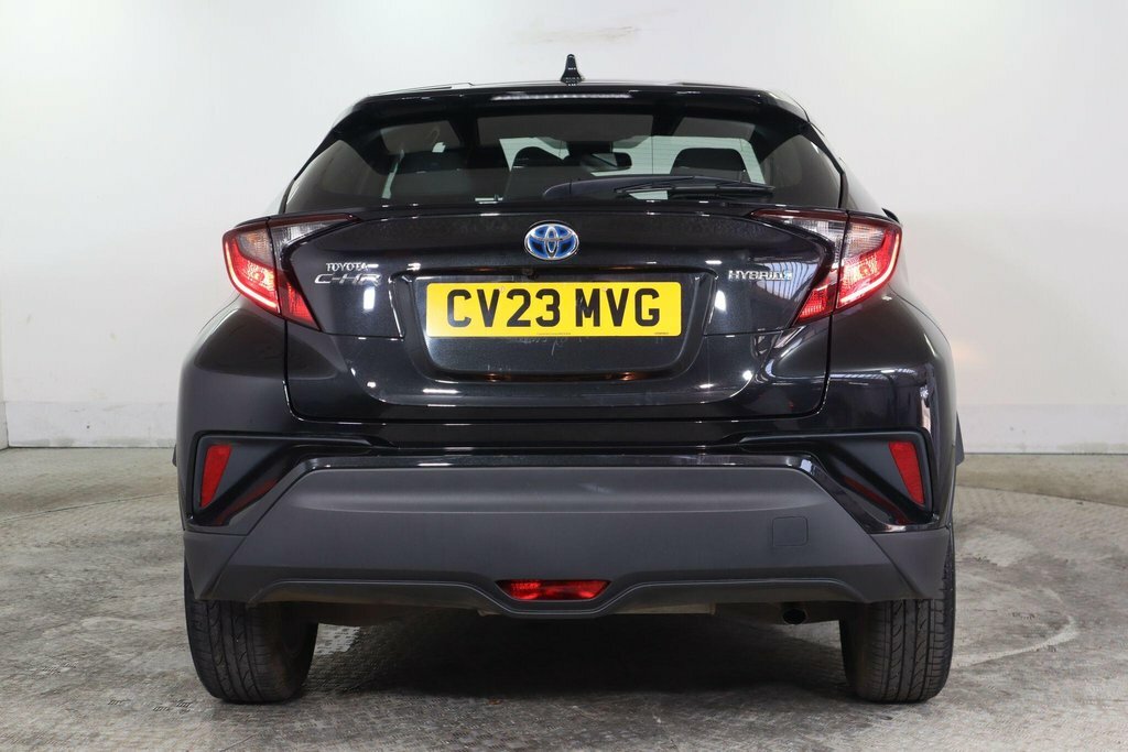 Toyota C-Hr 1.8L Icon Black #6