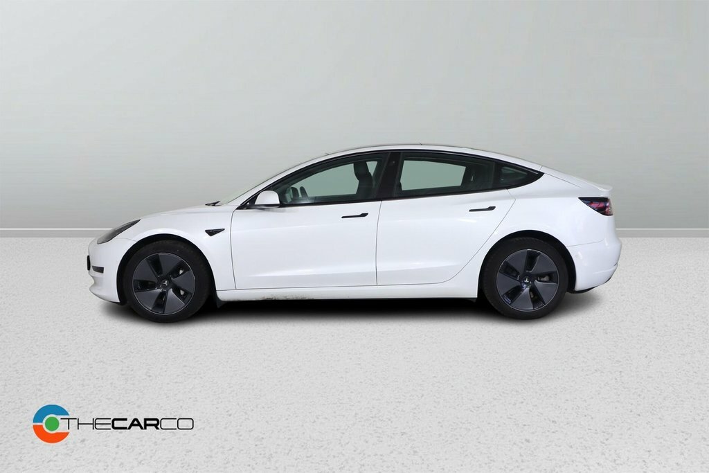 Tesla Model 3 Saloon White #6